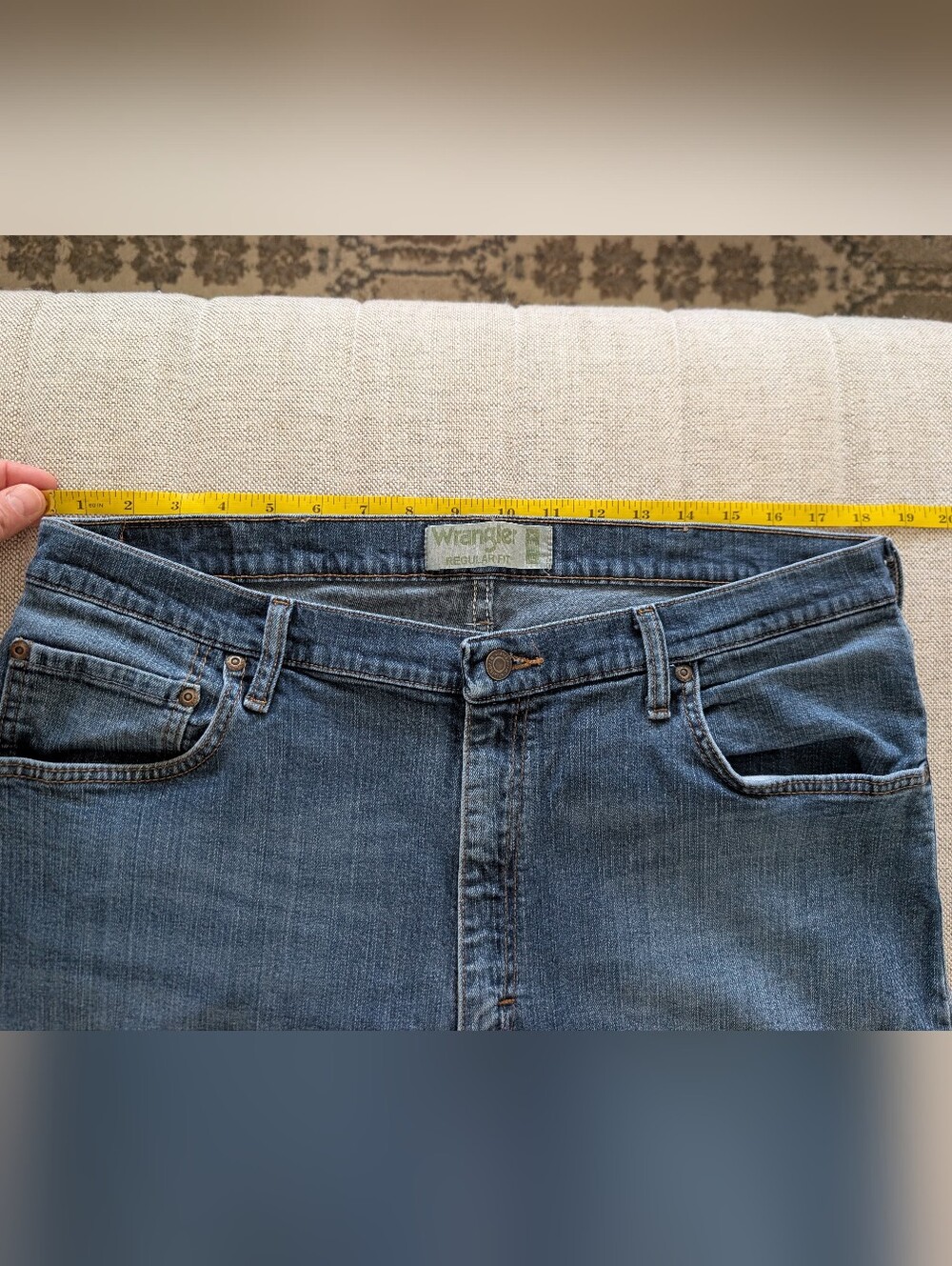 Men's Wrangler Blue Denim Jeans Regular Fit Flex - Picture 4 of 9